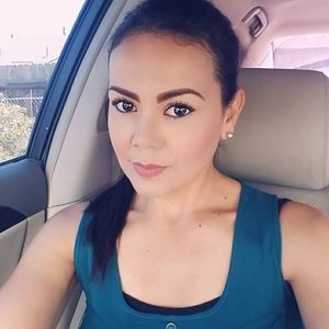 Meet your Posher, Lily